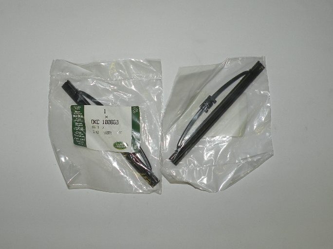 WIPER BLADE HEADLAMP NRR   DKC100860