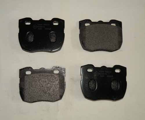 BRAKE PADS FRONT SOLID PINS NO SEN  SFP500160G