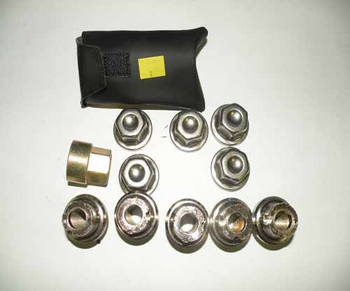 LOCKING WHEEL NUT KIT RR P38                 RRB100370