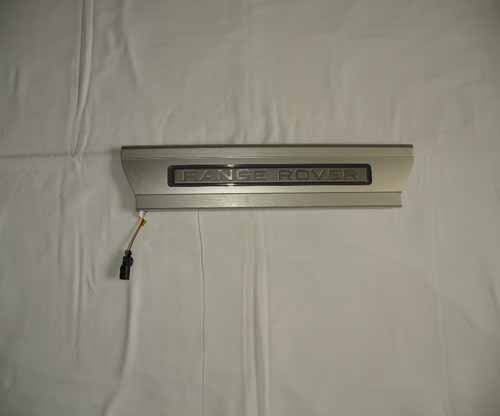 PLATE – DOOR SCUFF        LR038300