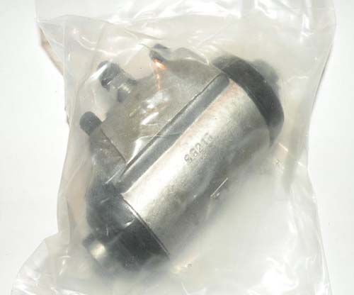 WHEEL CYLINDER LH FRONT 88 INCH UP TO 1980 +109 INCH REAR LH 243297