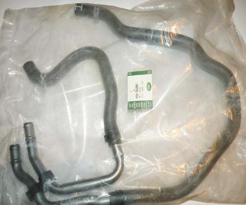 HOSE – HEATER WATER THERMOSTAT HOUSING TO HEATER TUBE PCH502091