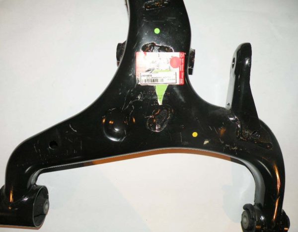 BRAS DE SUSPENSION ARRIÈRE DROIT, INFÉRIEUR, ENSEMBLE COMPLET LR019977