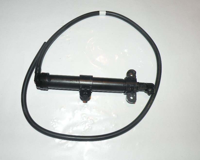 HEADLAMP WASHER JET RIGHT HAND LR024209