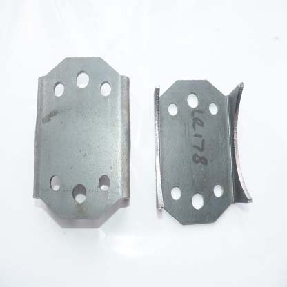 BRACKET SPRING MOUNT REAR AXLE  LR178