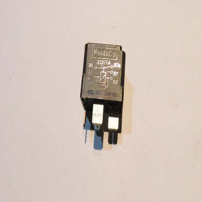 RELAY BLACK, 40 AMP, 5 TERMINALS, MULTI-FUNCTION RELAY, MINI LR003750